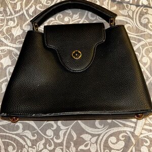 LOUIS VUITTON Capucines Mini